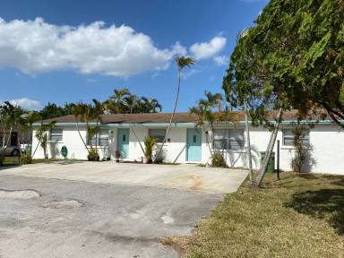 Main picture of 4059 Gardenia Ave