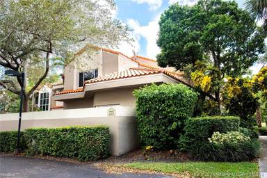 Main picture of 10932 SW 75th Ter
