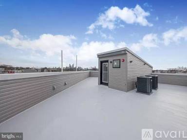 Main picture of 3017 Ridge Ave