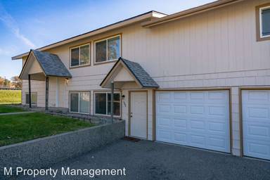 Main picture of 400 9th St NE