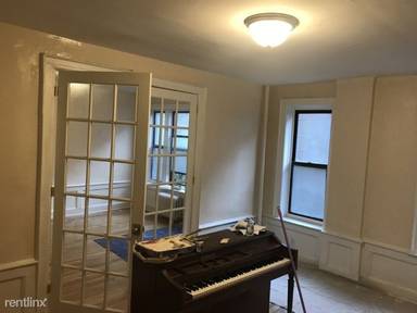 Main picture of 271 Parkside Ave