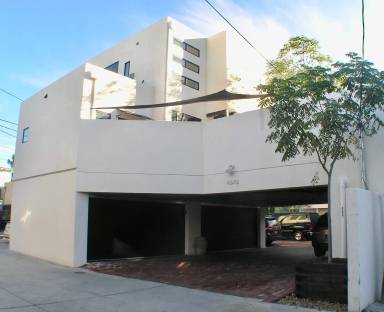 Main picture of 4646 Park Blvd
