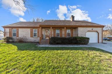 Main picture of 3940 Long Point Blvd