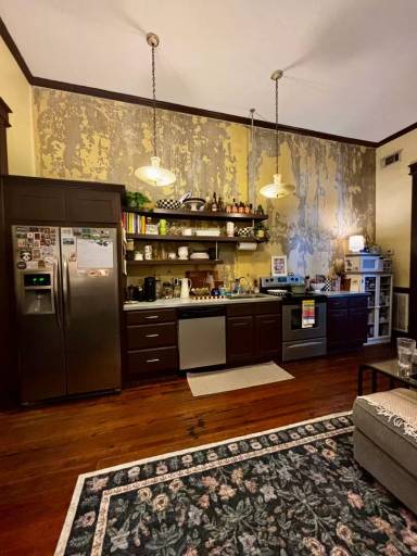 Main picture of 122 S 8th St