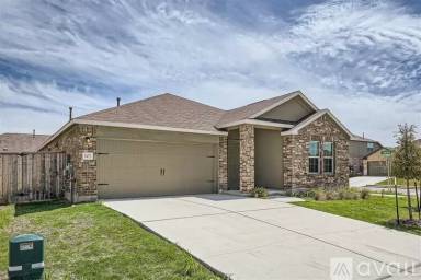 Main picture of 107 Sebring Cir