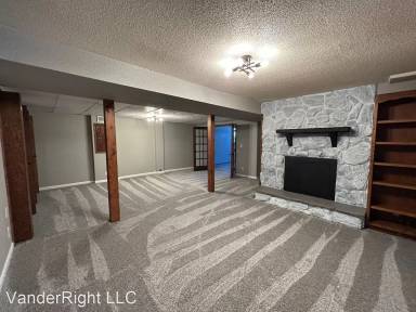 Main picture of 5304 W 46th St