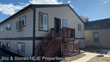 Main picture of 4692 York St