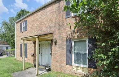 Main picture of 623 Red Horse Ln