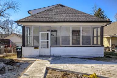 Main picture of 6333 Military Ave