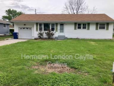 Main picture of 225 Florisota Dr