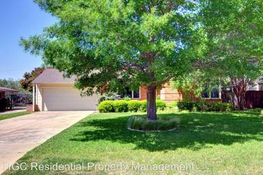 Main picture of 3816 Hilltop Rd