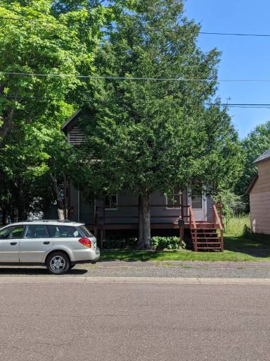 Main picture of 112 S Hecla St