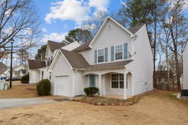 Main picture of 256 Springbottom Ct
