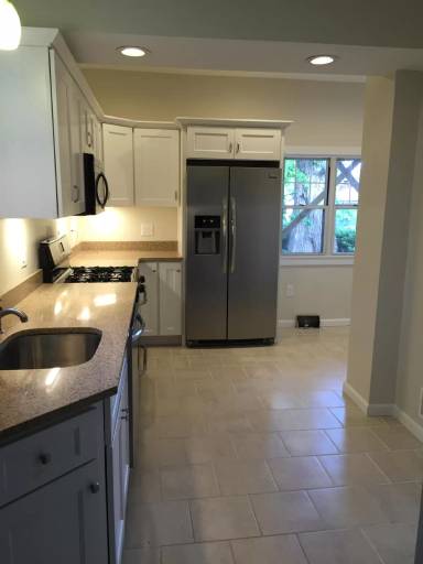 Main picture of 315 Gross St