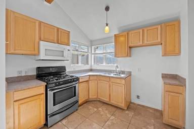 Main picture of 514 E Calle Roca