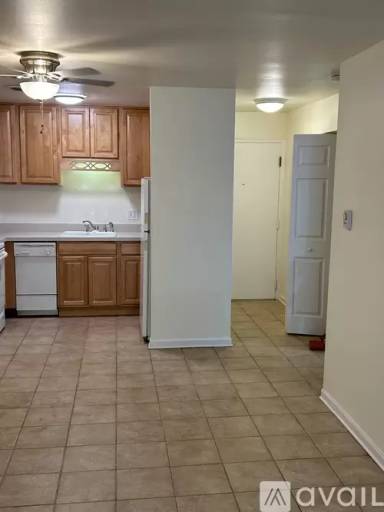 Main picture of 310 Lathrop Ave