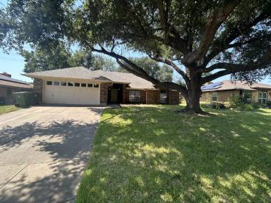 Main picture of 5614 Arbor Valley Dr