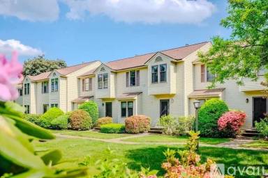 Main picture of 29 Apache Way