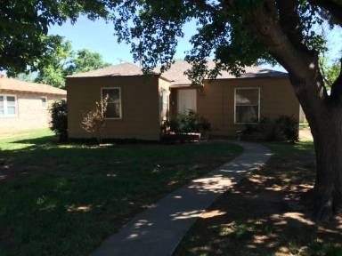 Main picture of Simmons Subdivision