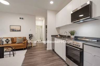 Main picture of 1545 NE 41st Ave