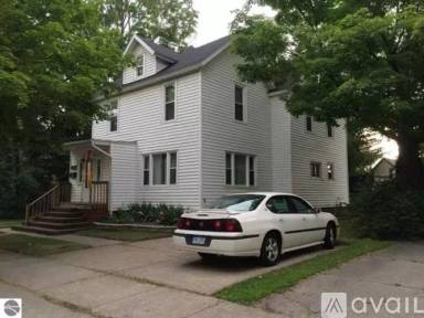 Main picture of 307 S Lansing St