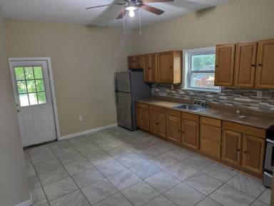 Main picture of 52 Terrace St