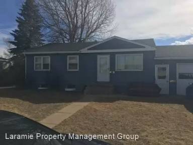 Main picture of 720 Mitchell St