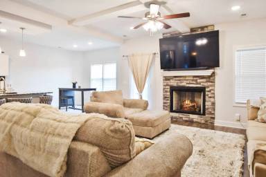 Main picture of 1462 Citadel Dr