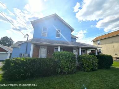 Main picture of 144 E Grace St