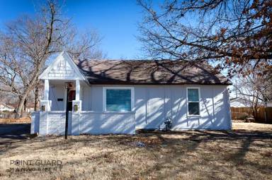 Main picture of 846 S Belmont St