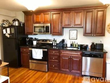 Main picture of 131 Orchard St