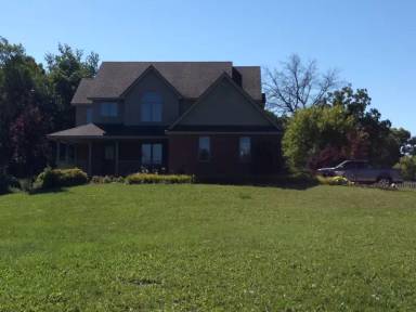 Main picture of 2464 Crooked Lake Rd