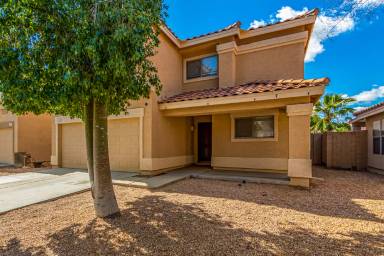 Main picture of 3940 S Nebraska St