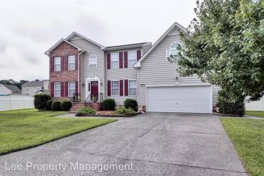 Main picture of 105 Cody Pl