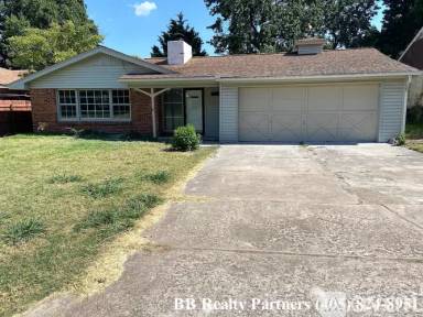 Main picture of 4548 E 25th Pl
