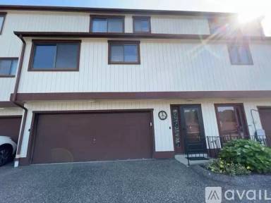 Main picture of 133 Essex Ct