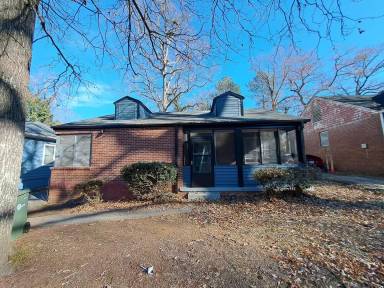 Main picture of 1320 Westmont Rd SW