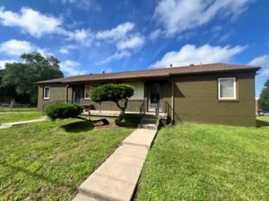Main picture of 6605 E Cottonwood Ln