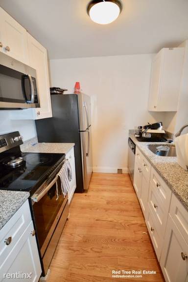 Main picture of 774 Columbus Ave