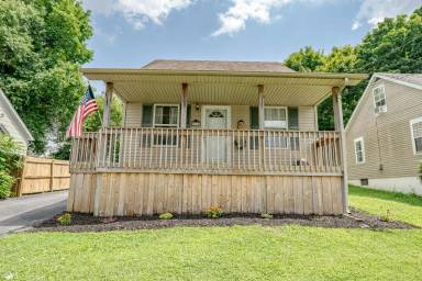 Main picture of 511 Henry St