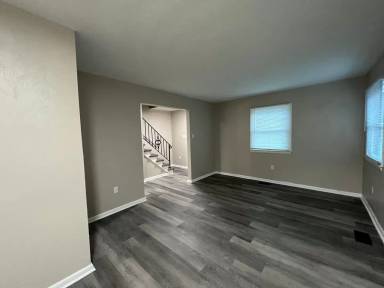 Main picture of 255 Union St