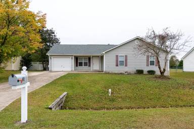 Main picture of 342 Running Rd