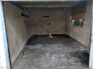 Main picture of 36 N 10th St