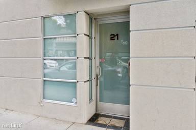Main picture of 21 Stillman St