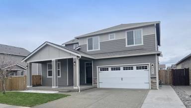 Main picture of 640 Vickie Ln N