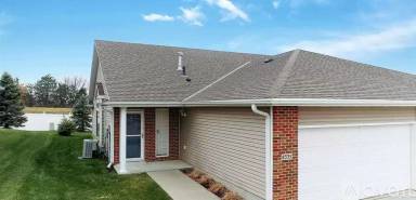 Main picture of 8335 S 85th St