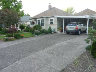 Main picture of 1730 Summer St SE