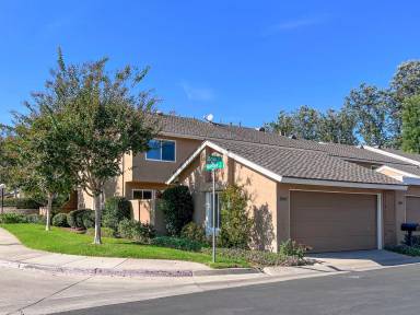 Main picture of 2467 Bow Cir