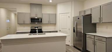 Main picture of 1724 Viola Falls St