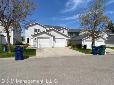 Main picture of 233 E Shelby Ln